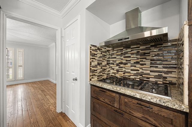 11711 Cedar Point Court, Houston, TX 77070