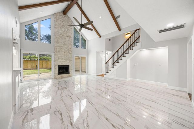 11711 Cedar Point Court, Houston, TX 77070