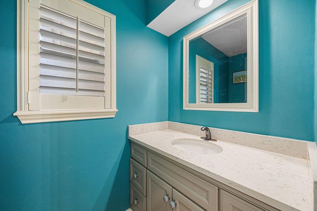 11711 Cedar Point Court, Houston, TX 77070