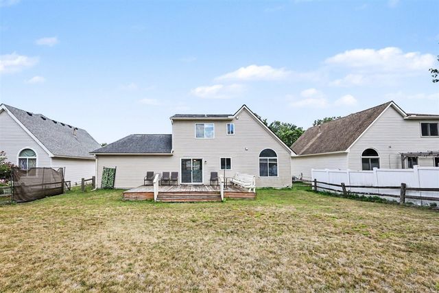 8433 Barrington Drive, Ypsilanti, MI 48198