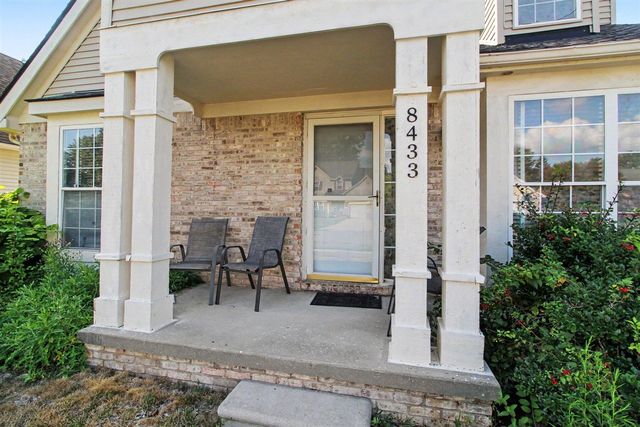 8433 Barrington Drive, Ypsilanti, MI 48198