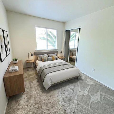 9233 Laguna Pointe Way, Elk Grove, CA 95758