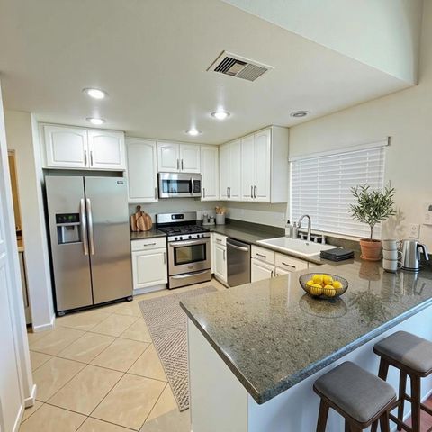 9233 Laguna Pointe Way, Elk Grove, CA 95758