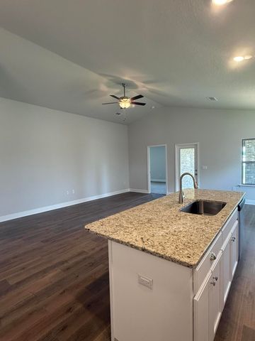 190 Ridgeway Circle, Crestview, FL 32536