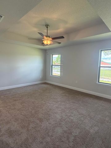 190 Ridgeway Circle, Crestview, FL 32536