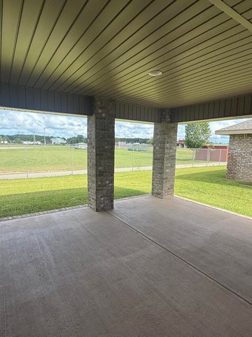 190 Ridgeway Circle, Crestview, FL 32536