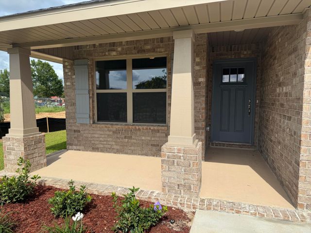 190 Ridgeway Circle, Crestview, FL 32536