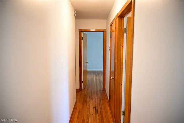 1313 Richmond Road, Lyndhurst, OH 44124