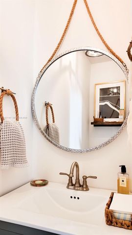 6040 SW 22nd St, Miami, FL 33155