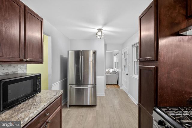 610 S WALNUTREE LN, Claymont, DE 19703