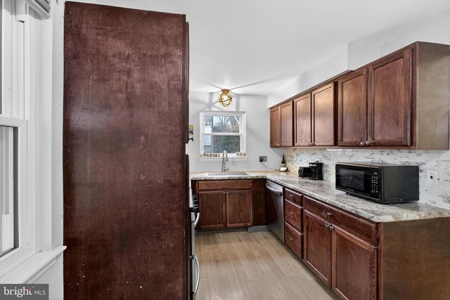 610 S WALNUTREE LN, Claymont, DE 19703