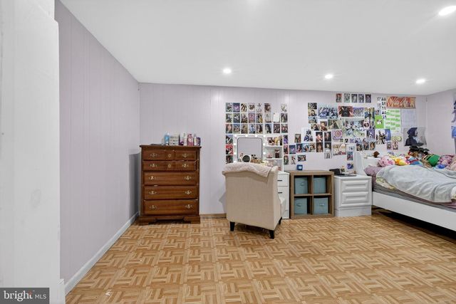 610 S WALNUTREE LN, Claymont, DE 19703