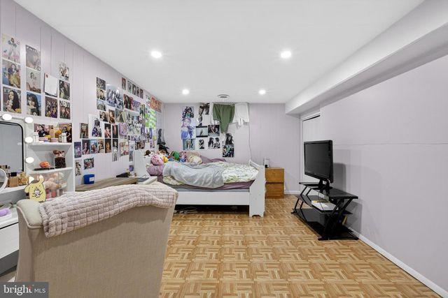 610 S WALNUTREE LN, Claymont, DE 19703