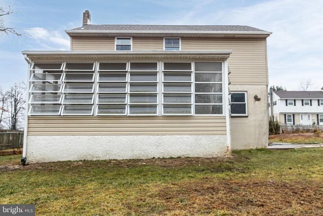 610 S WALNUTREE LN, Claymont, DE 19703