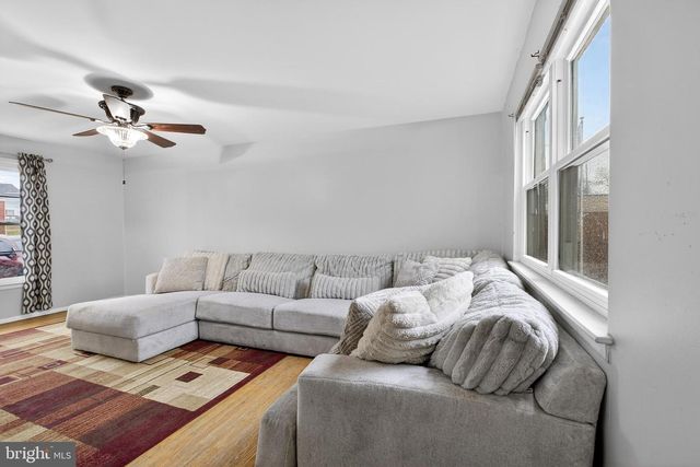 610 S WALNUTREE LN, Claymont, DE 19703