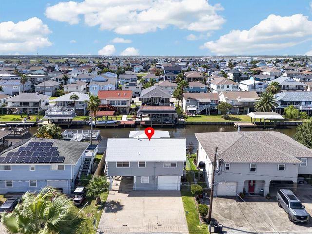 615 Warsaw Street, Bayou Vista, TX 77563