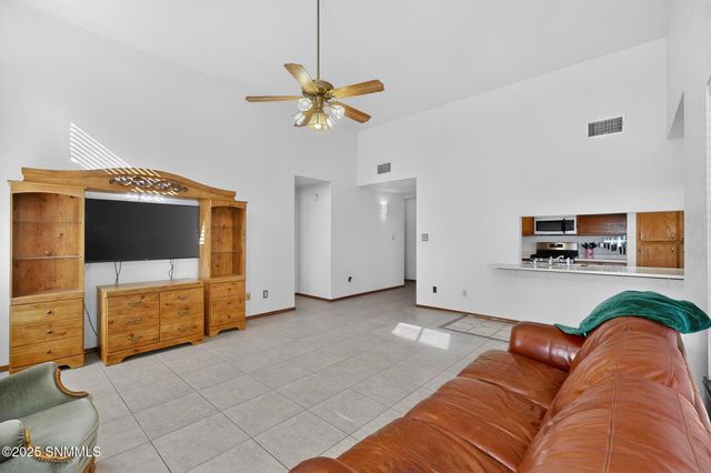 772 Stagecoach Drive, Las Cruces, NM 88011