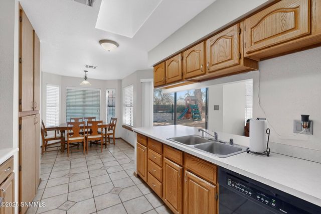 772 Stagecoach Drive, Las Cruces, NM 88011