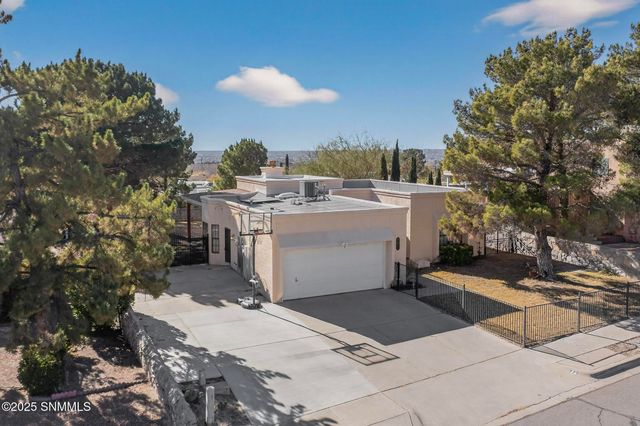 772 Stagecoach Drive, Las Cruces, NM 88011