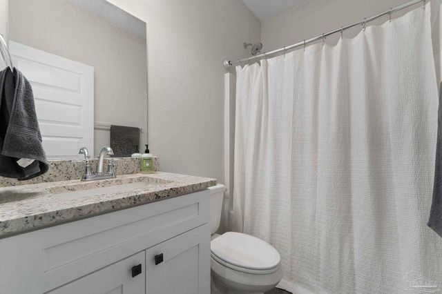 5087 San Pedro Ct, Milton, FL 32563