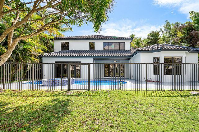 17585 Middlebrook Way, Boca Raton, FL 33496