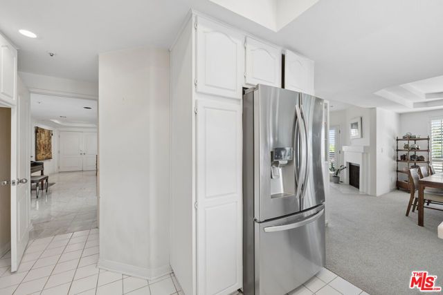5224 Zelzah Avenue 209, Los Angeles, CA 91316