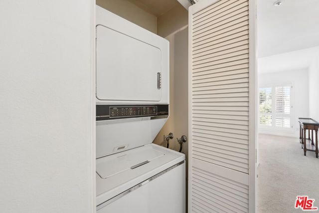5224 Zelzah Avenue 209, Los Angeles, CA 91316