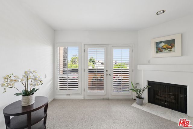 5224 Zelzah Avenue 209, Los Angeles, CA 91316