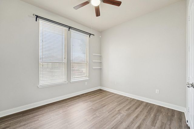 2421 Bowen ST, Leander, TX 78641