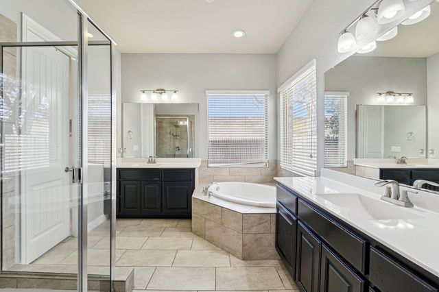 2421 Bowen ST, Leander, TX 78641