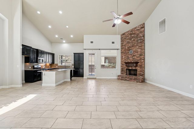 2421 Bowen ST, Leander, TX 78641