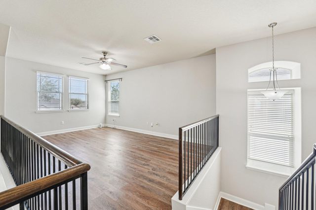 2421 Bowen ST, Leander, TX 78641