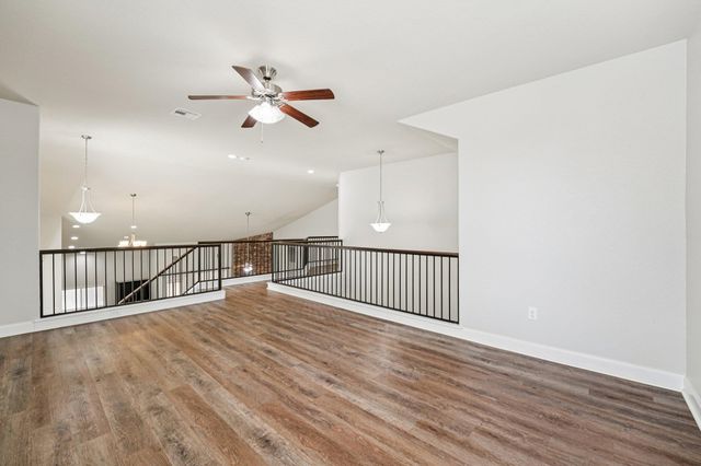 2421 Bowen ST, Leander, TX 78641