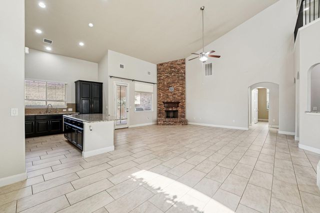 2421 Bowen ST, Leander, TX 78641