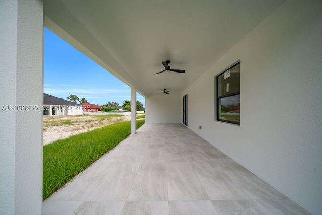 3614 6th ST SW, Lehigh Acres, FL 33976