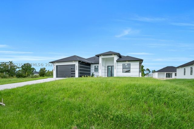 3614 6th ST SW, Lehigh Acres, FL 33976