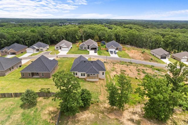 513 Madeleine Circle, Austin, AR 72007