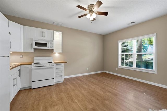 3204 Grandiflora Place, Powder Springs, GA 30127