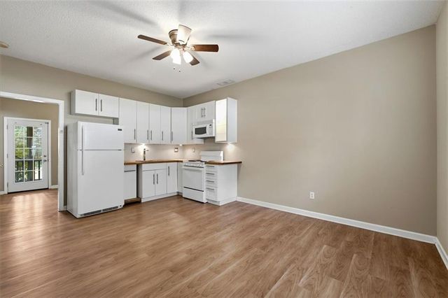 3204 Grandiflora Place, Powder Springs, GA 30127