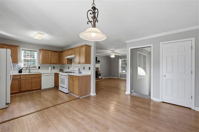 3204 Grandiflora Place, Powder Springs, GA 30127