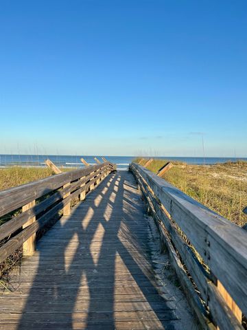 655 E Bianca Circle, St Augustine, FL 32086