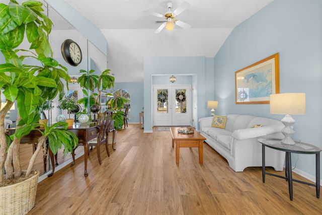 655 E Bianca Circle, St Augustine, FL 32086