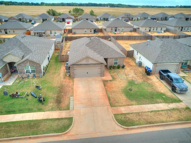 1413 Gypsum Place, Noble, OK 73068