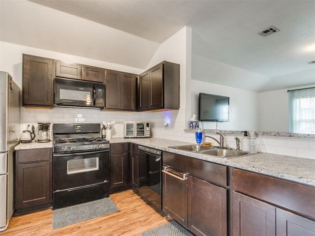 1413 Gypsum Place, Noble, OK 73068