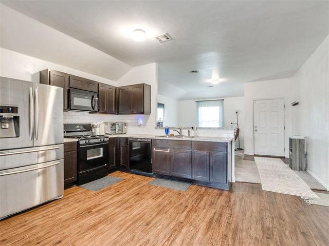 1413 Gypsum Place, Noble, OK 73068