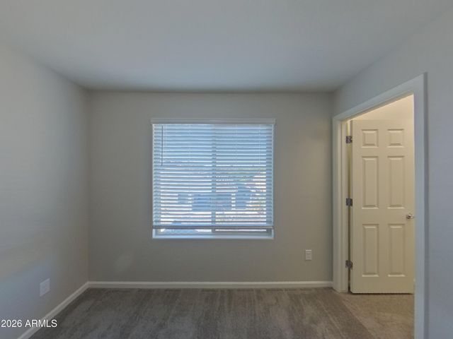 8616 E POSADA Avenue, Mesa, AZ 85212