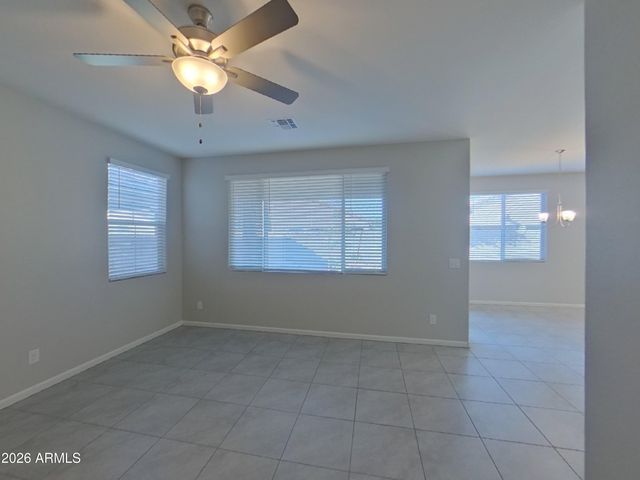 8616 E POSADA Avenue, Mesa, AZ 85212