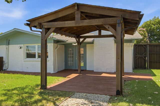 3145 Longbow Court, Dallas, TX 75229