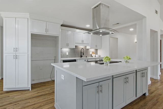 3145 Longbow Court, Dallas, TX 75229