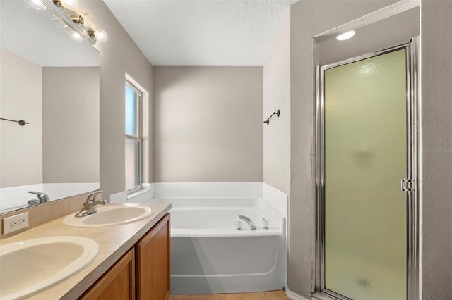11130 PINEWOOD COVE LANE, Orlando, FL 32817
